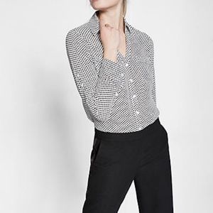Express top- black and white dot- NWT xs